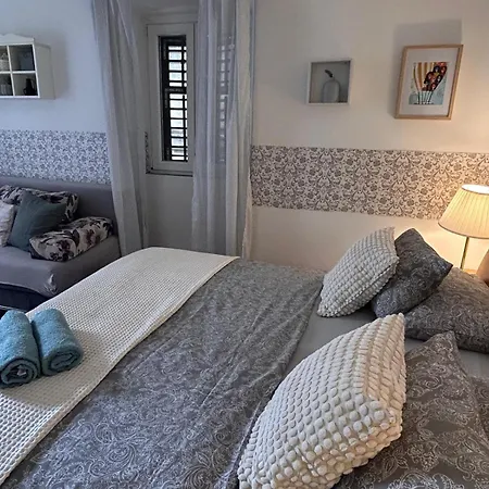 Brix Center Apartment