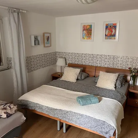 Brix Center Apartment Split